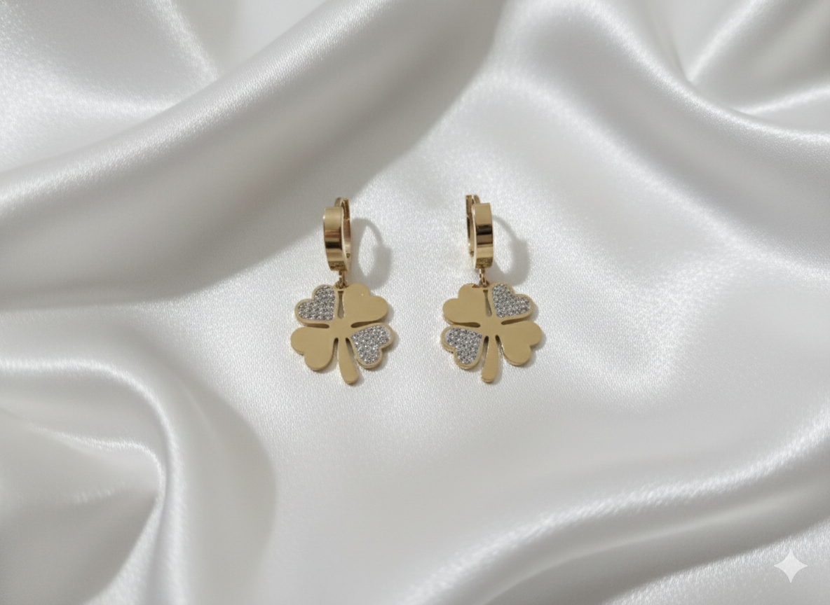 “Golden Blossom” Taşlı Çiçekli Altın Kaplama Kadın Küpe Habos Store