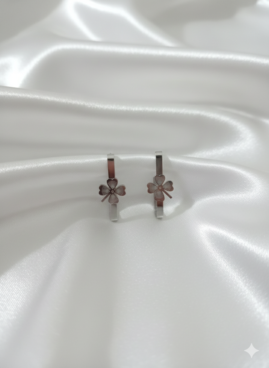 “Silver Elegance” Özel Tasarım Gümüş Rengi Paslanmaz Çelik Küpe Habos Store